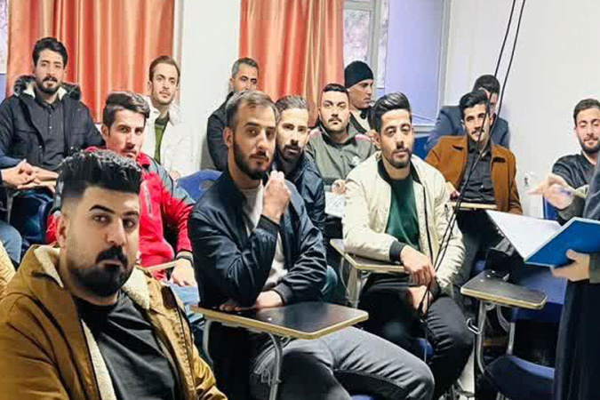 مركز تدريب اللغة الفارسية