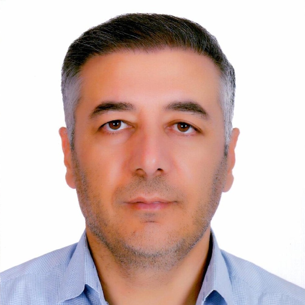 محسن مؤمني