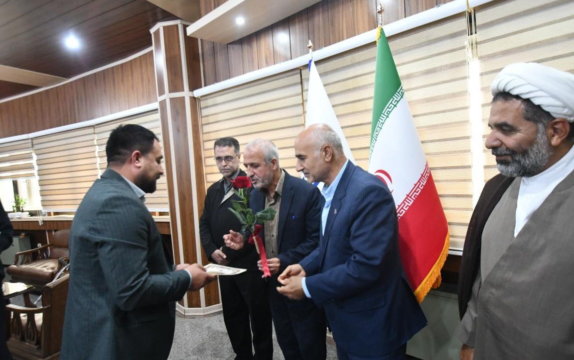 تجلیل فرزندان شهدا همکار دانشگاه ارومیه