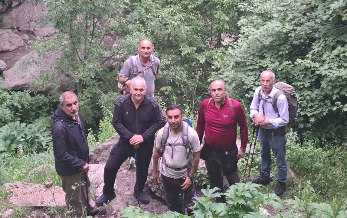 صعود ارتفاعات مکیدی جنگلهای ارسباران توسط گروه کوهنوردی دانشگاه ارومیه تحت عنوان صعود نصر